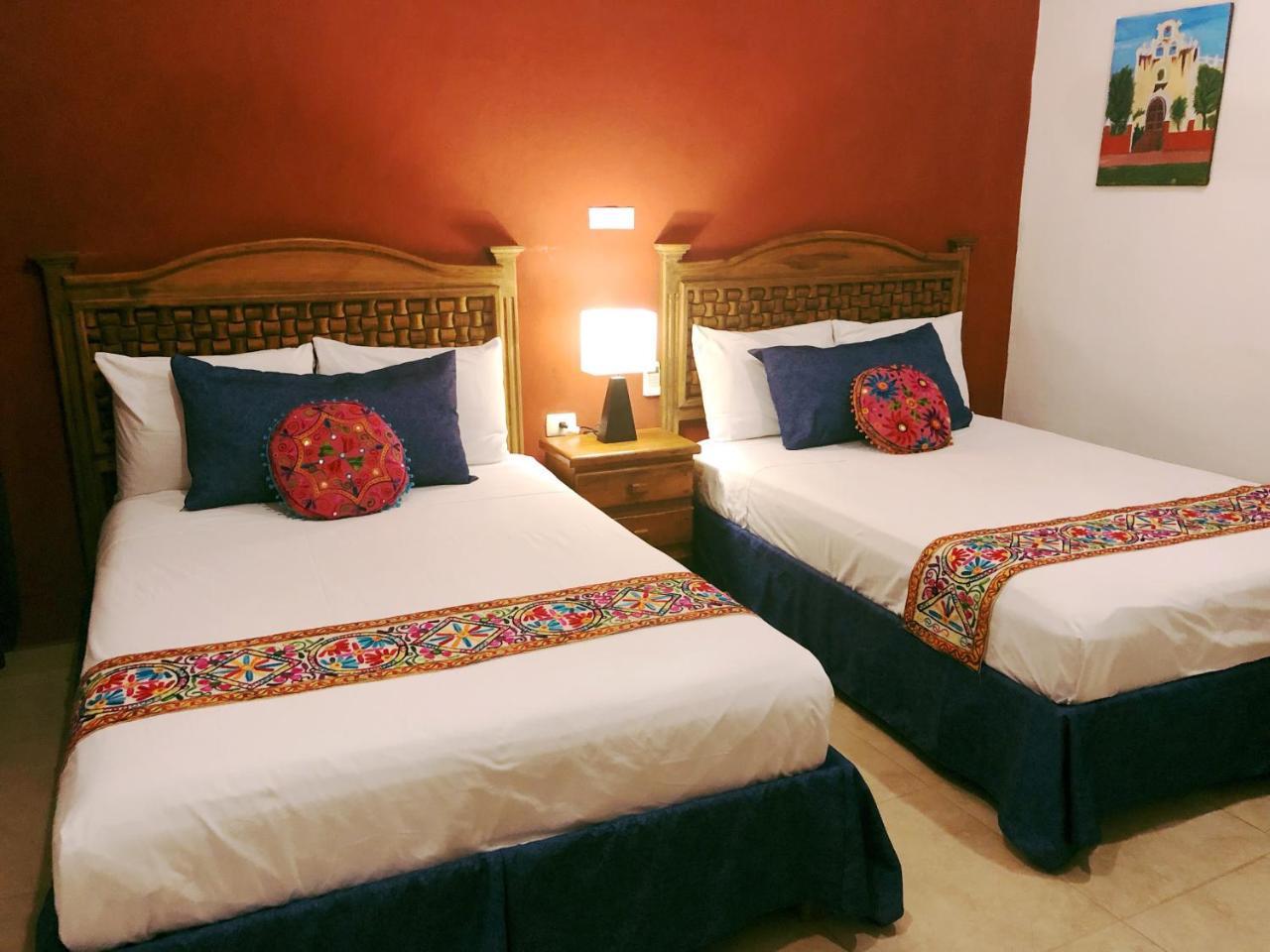 Hotel Real Colonial Valladolid  Eksteriør billede